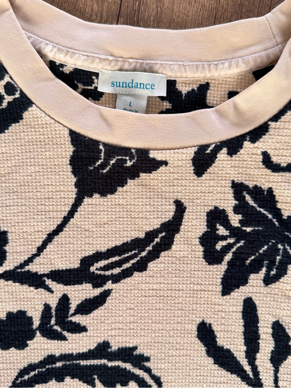Sundance Floral Waffle Knit Thermal Top Snap Button Cuff Ivory Black Large Boho - Picture 3 of 6